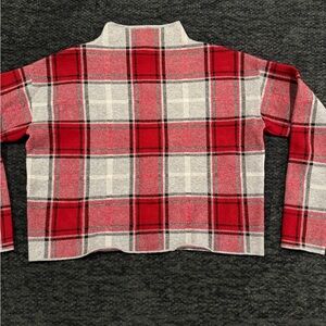 Nicole Miller Red Plaid sweater M
